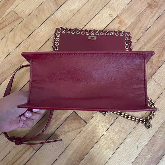 Red Metal Chain Leather Bag - Picture 10 of 10